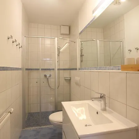 Apartment Am Ufer - 3 *