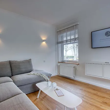 Am Ufer - 3 Heiligenhafen