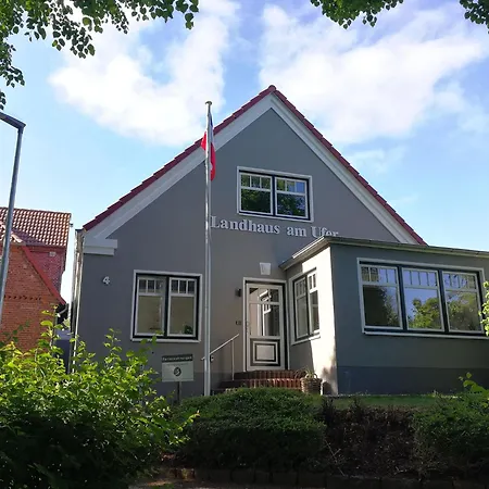 Am Ufer - 3 Heiligenhafen